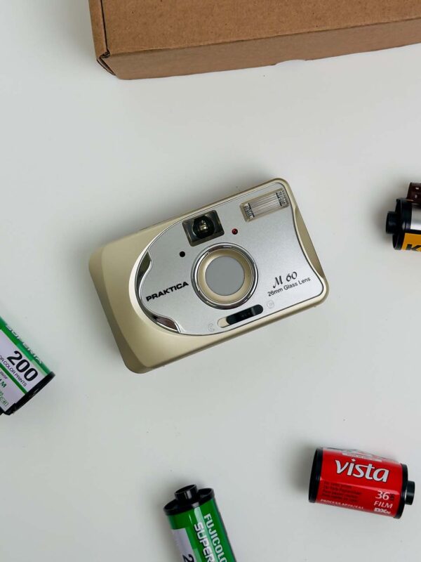 Пленочный фотоаппарат Praktica M60